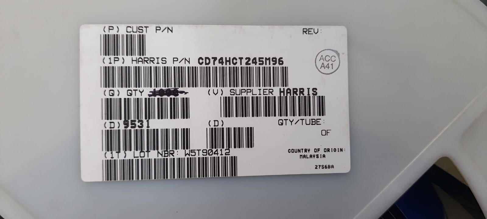 HCT245 SMD Octal Bus Transceiver Integrated Circuit